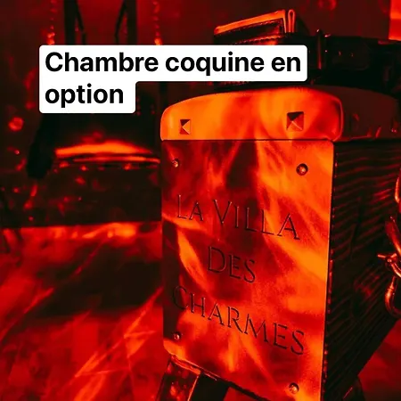 Jacuzzi La Des Charmes (adults Only) فيلة