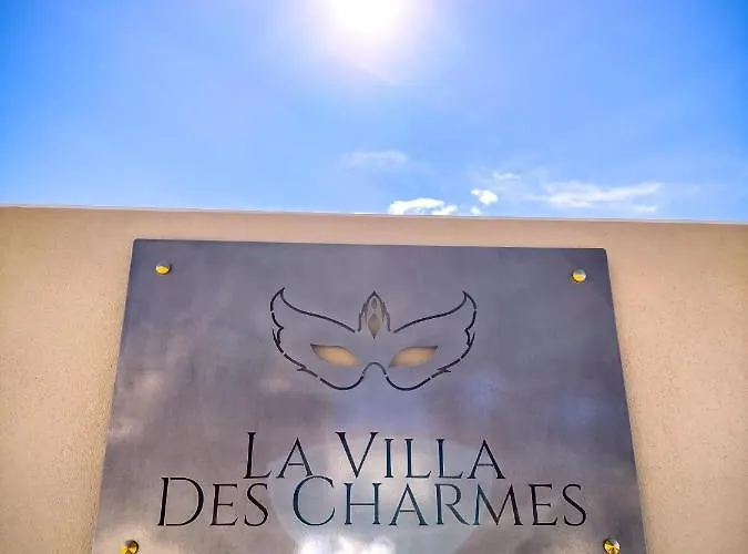 Villa La Des Charmes-34450 Vias